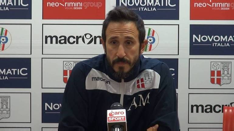 Alessandro Mastronicola confermato allenatore della prima squadra gialloblu