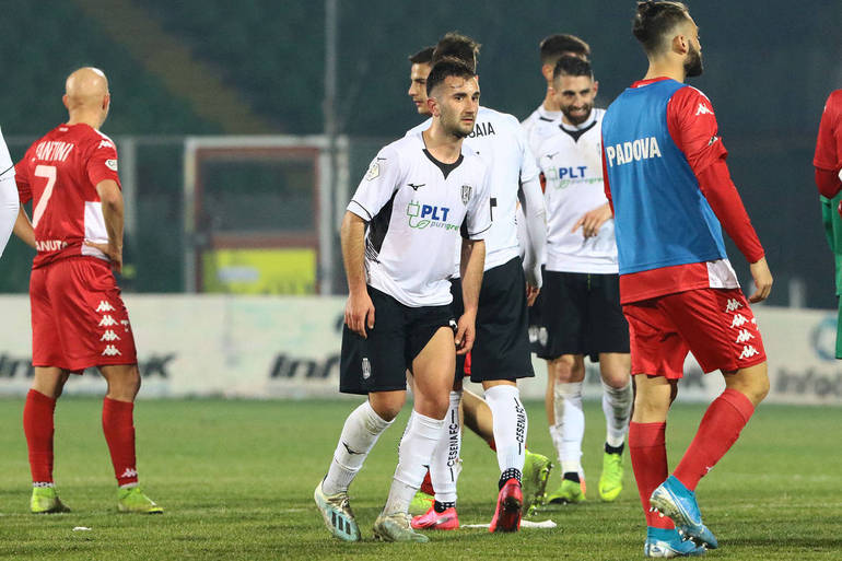 L'ultima partita di Borello in bianconero nel 2019-2020: Cesena Padova 1-1