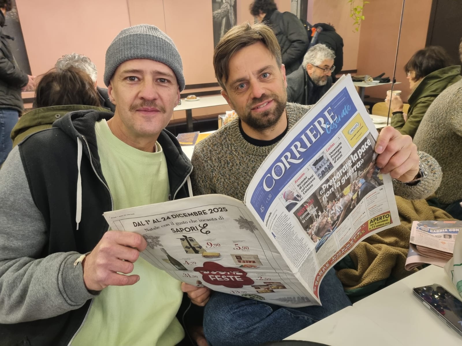Da sinistra, nella foto di Sandra e Urbano - fotografi a Cesena - Massimo Santarelli, direttore del Pala Bcc, e Daniele Galloppa, ex giocatore del Parma e attuale allenatore della squadra Primavera della Fiorentina