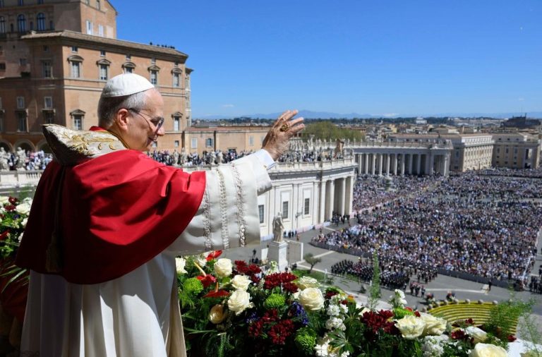 Leone XIV durante la benedizione "Urbi et Orbi" (@Vatican Media)