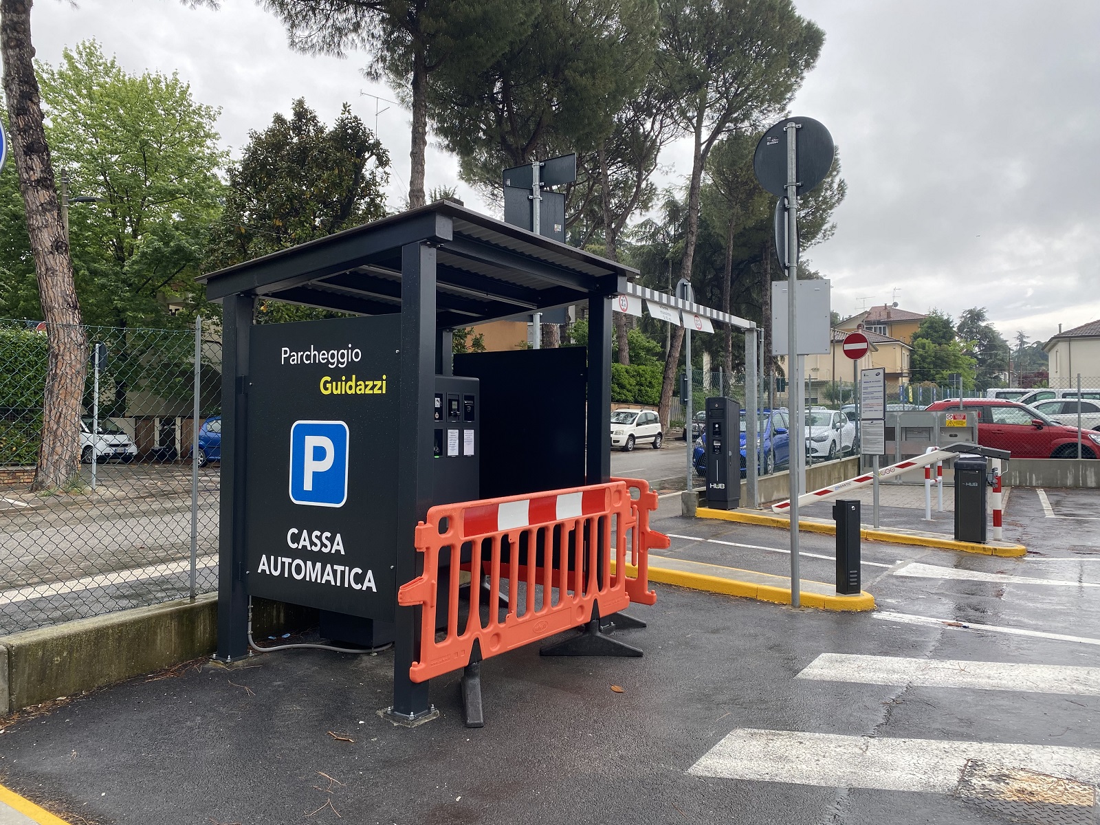 Le casse transennate e non utilizzabili da un paio di giorni